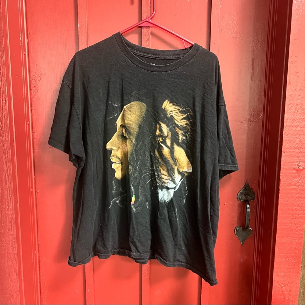 Bob Marley Zion tee! ✌️